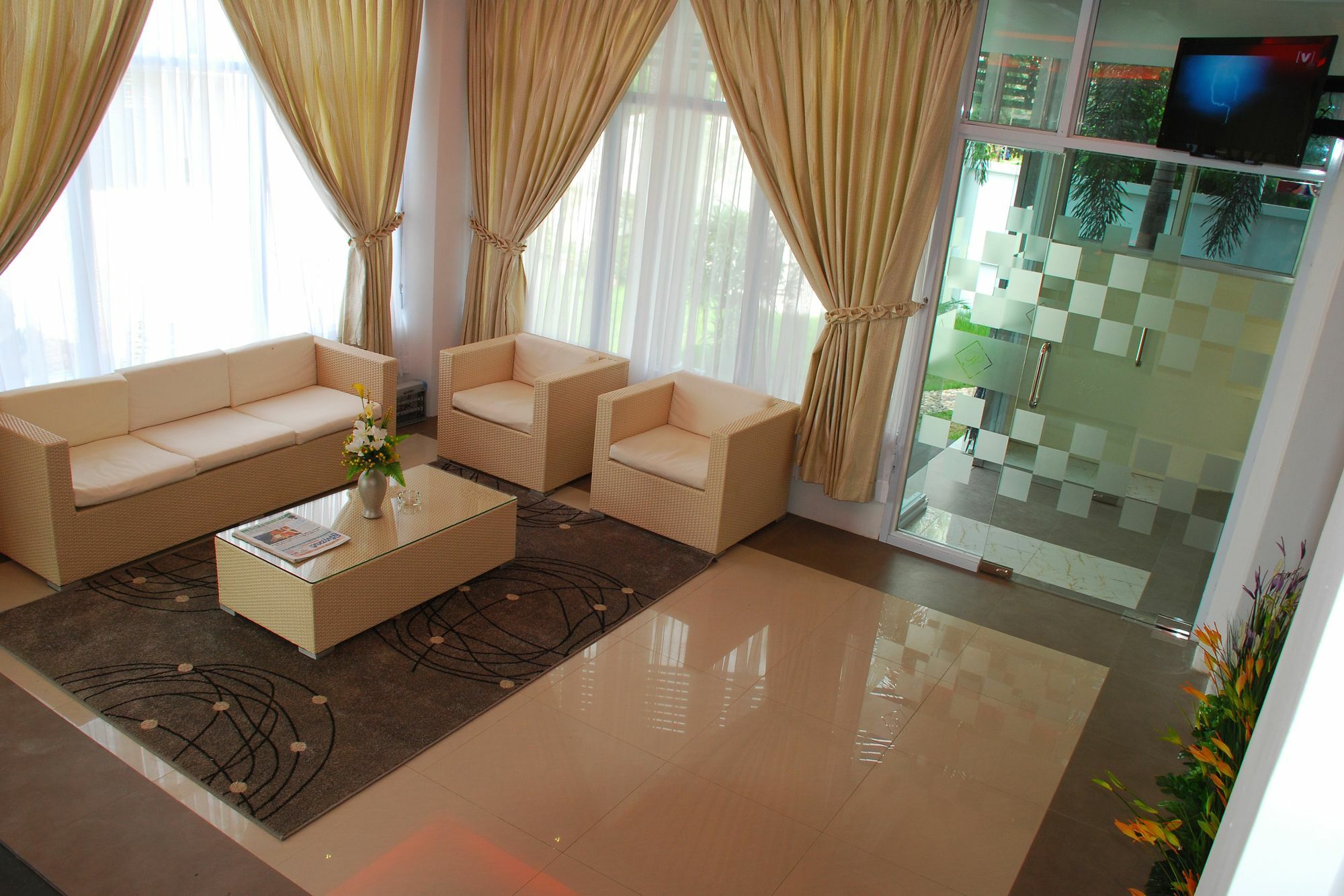 Hotel 72 يانغون المظهر الخارجي الصورة
