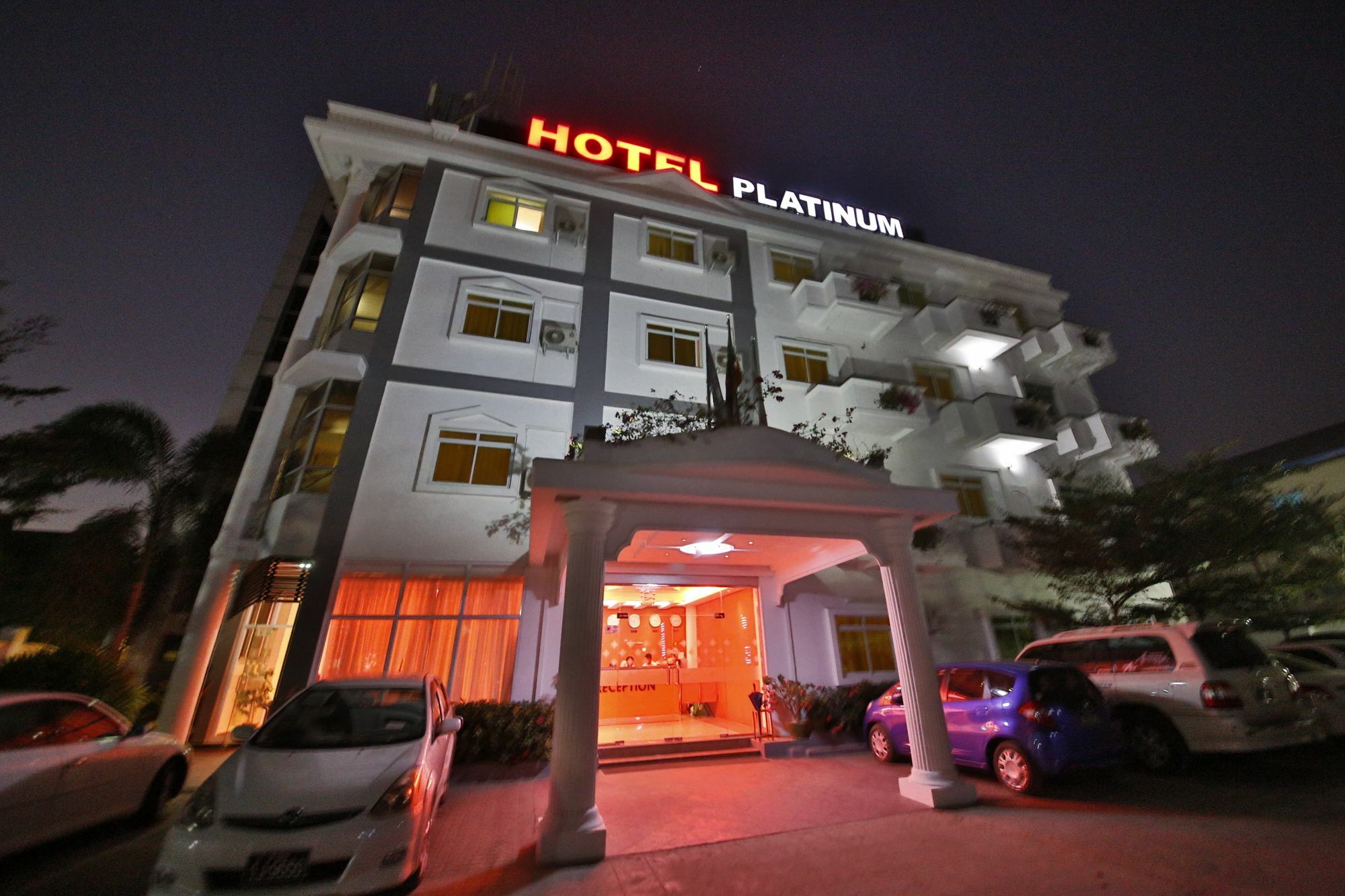 Hotel 72 يانغون المظهر الخارجي الصورة