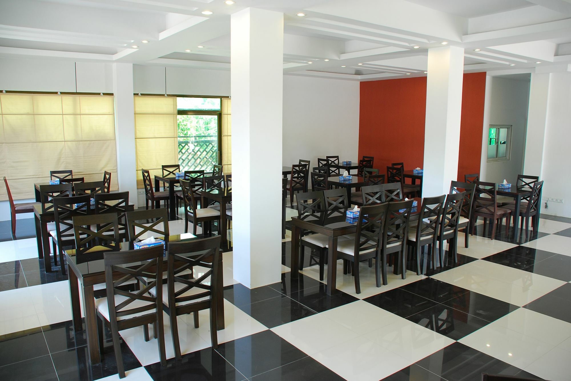 Hotel 72 يانغون المظهر الخارجي الصورة